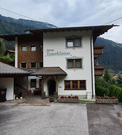 Apartamento Haus Tuxerklamm Finkenberg Exterior foto